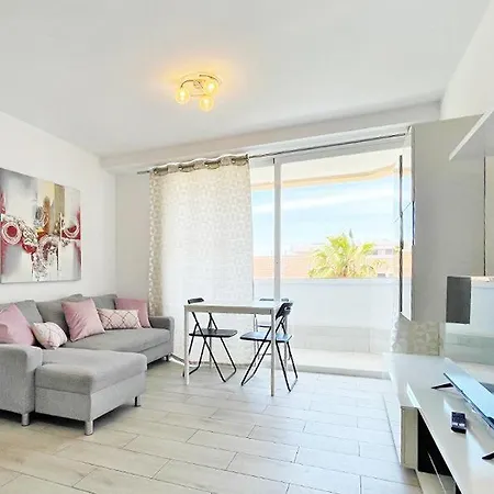 Playa Honda Abeja Апартаменты Плая-де-лас-Америкас